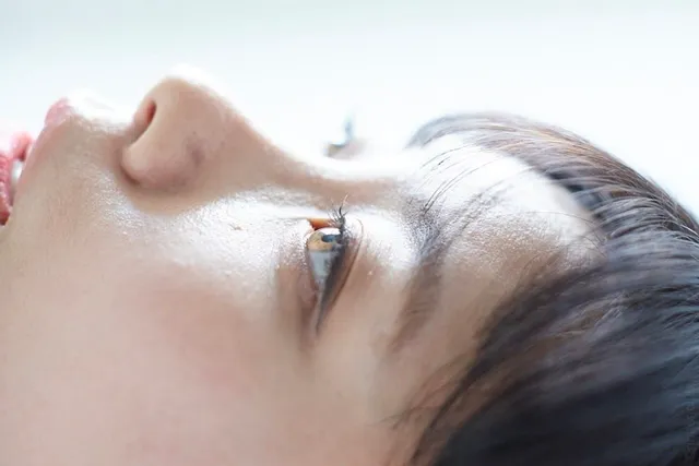 惹かれあっている者のことなど信頼するな